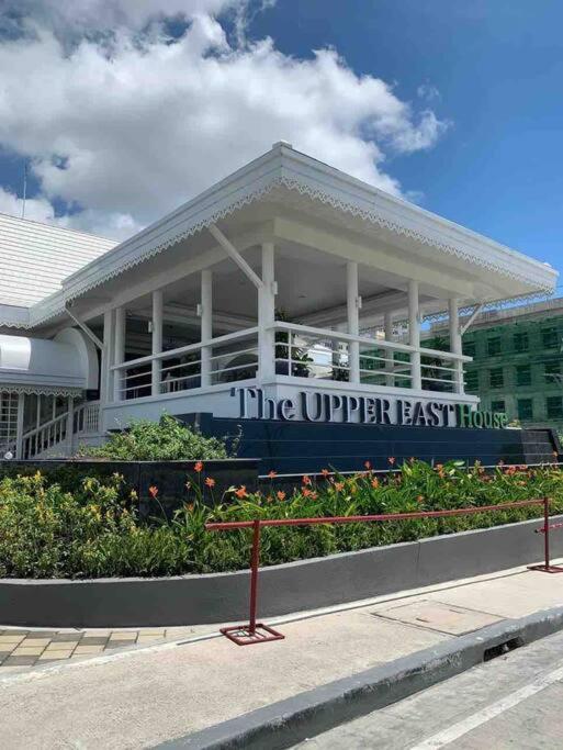 1Br With Extra Room At One Regis- Megaworld Bacolod Exterior photo